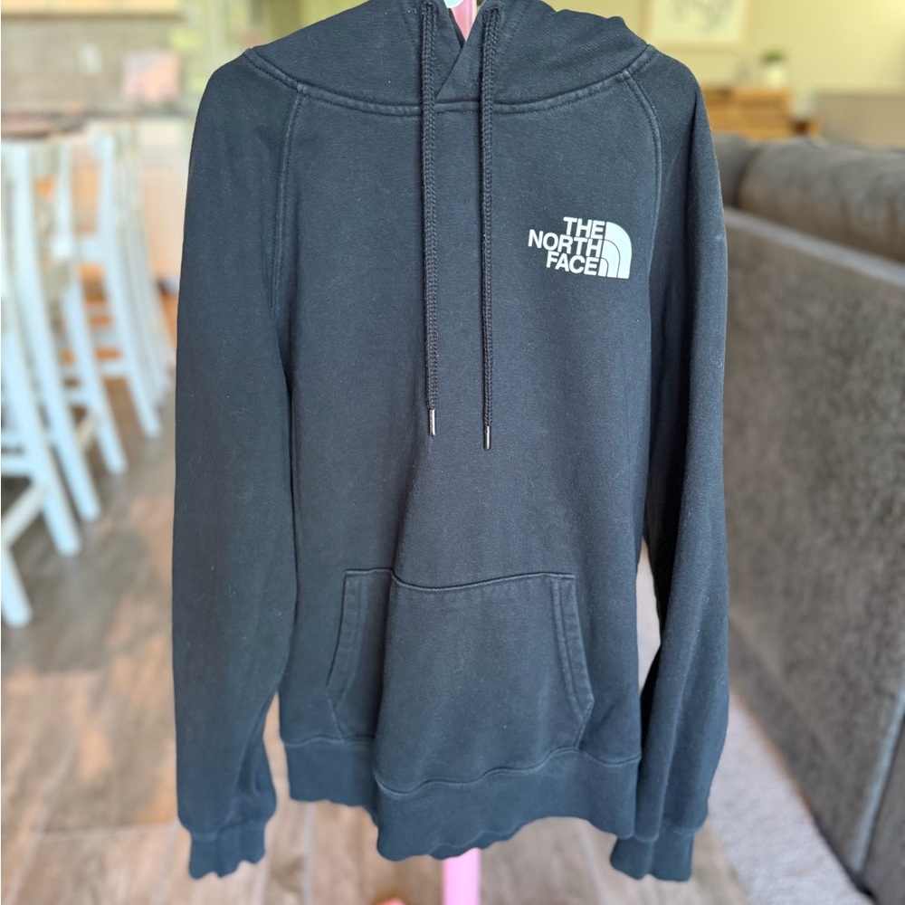 The North Face Men's Black Logo Pullover Hoodie